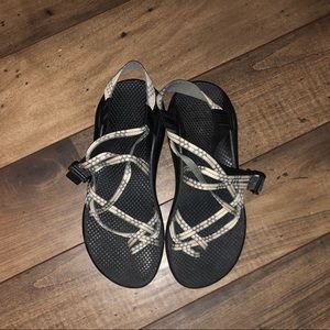 Womens CHACOS size 9-9.5